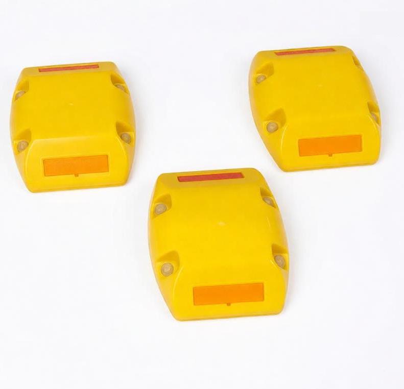 Tachas viales